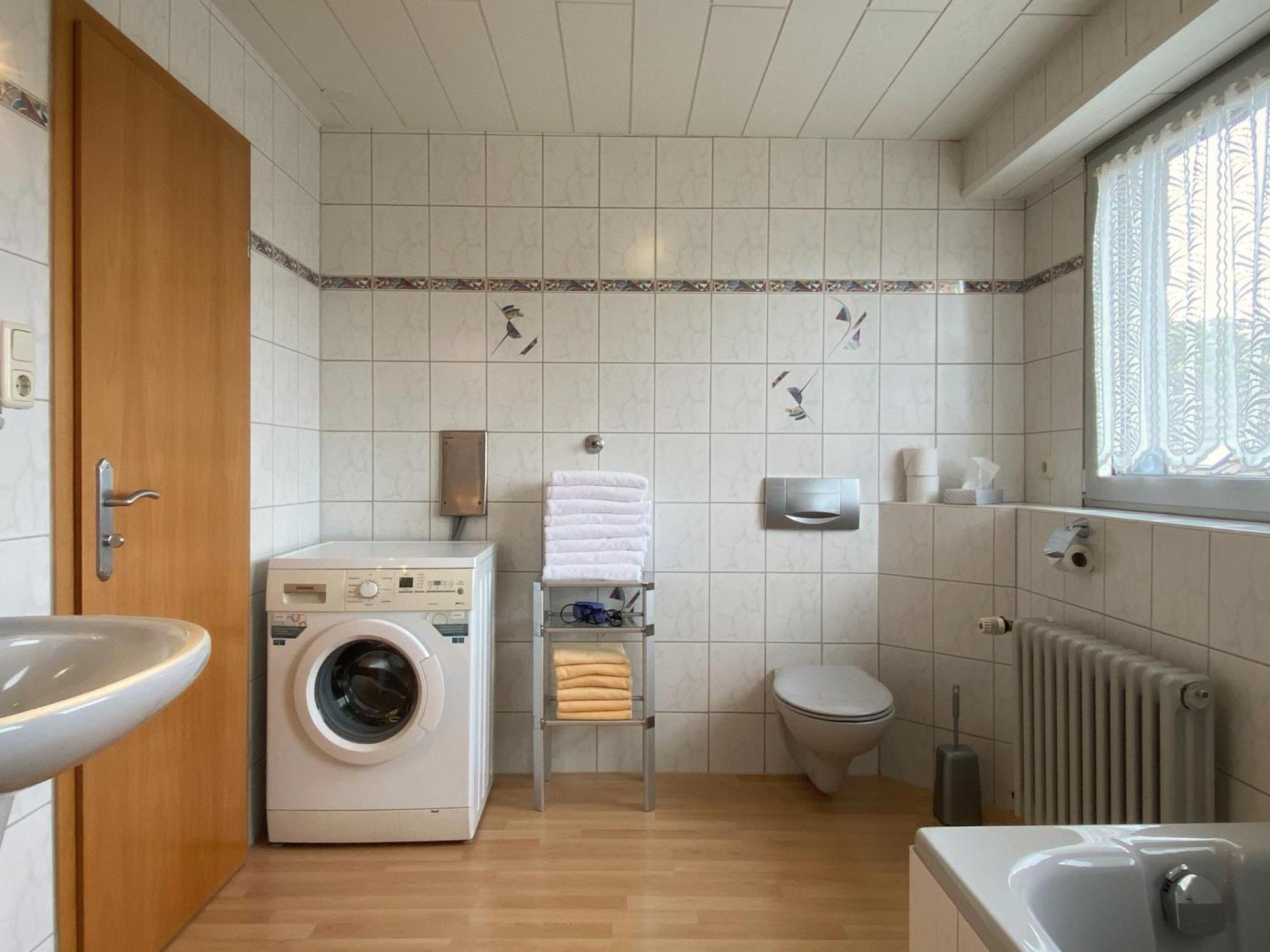 Hotel-Restaurant-Haus Berger Viersen Bagian luar foto