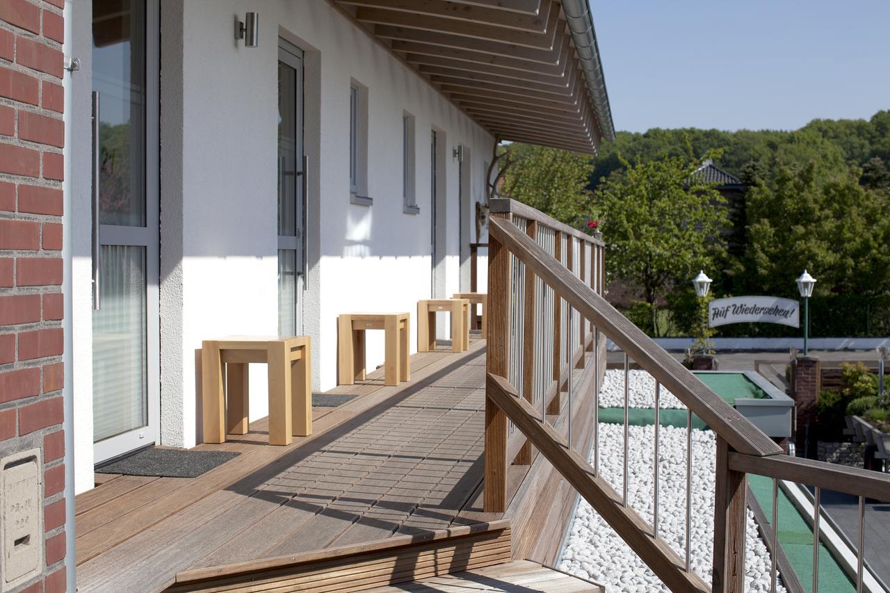 Hotel-Restaurant-Haus Berger Viersen Bagian luar foto